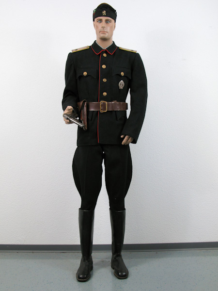 Officier major brigade blindée  tenue de sortie 