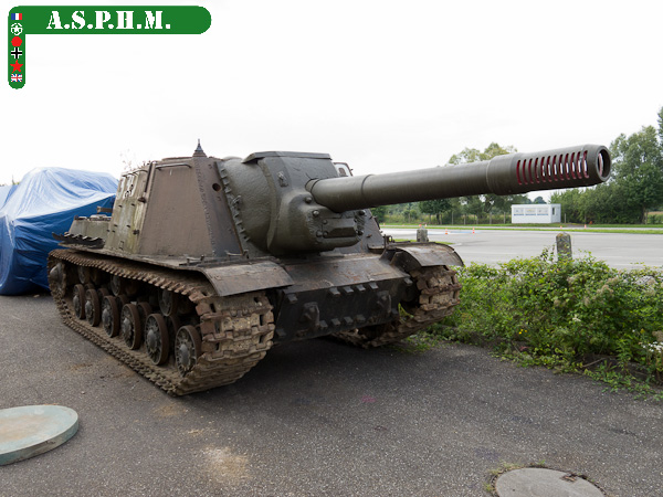 Char ISU-152